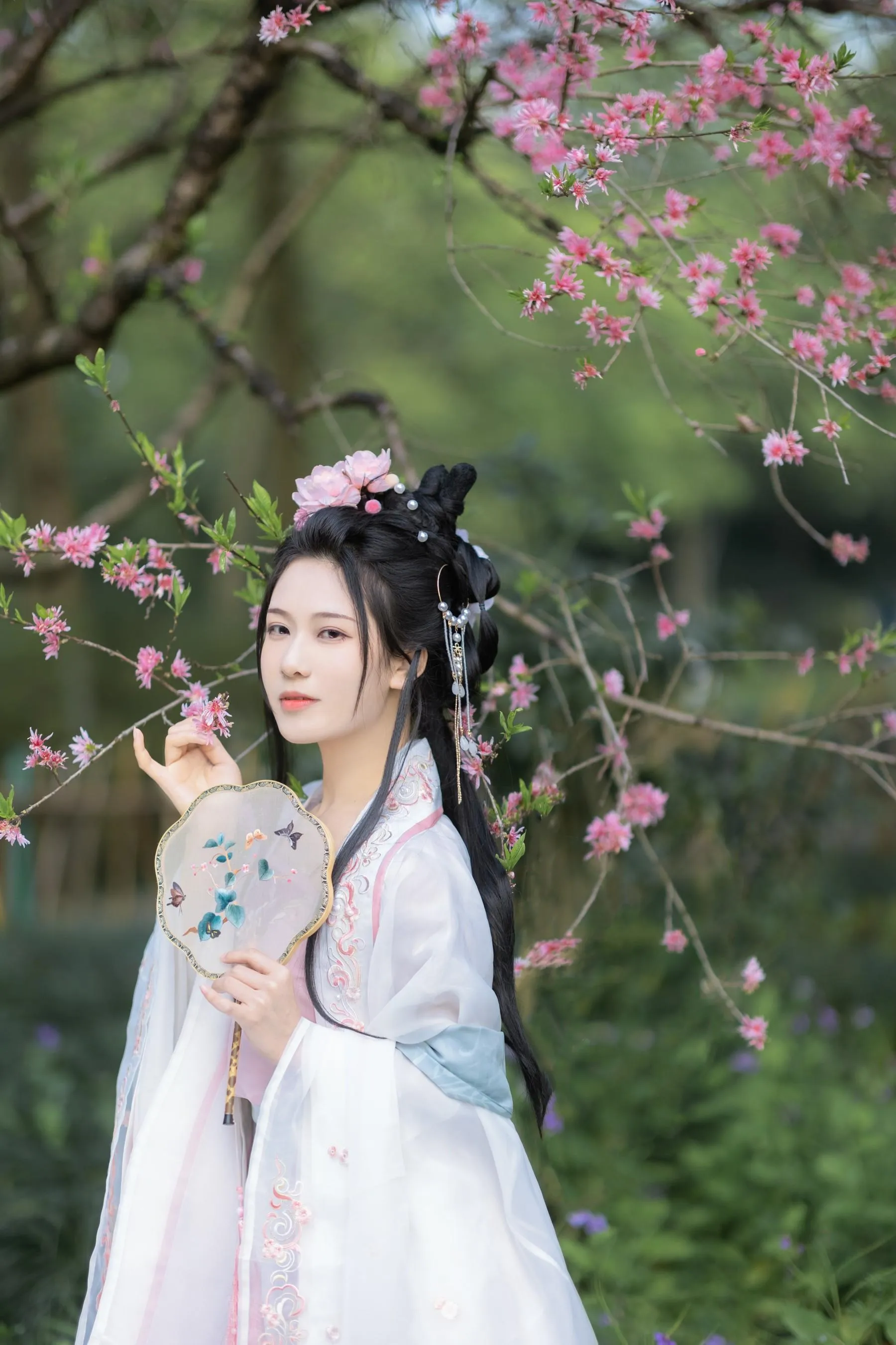 [艺图语] 2022.06.04 花间 阿銧 [34P]插图4